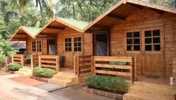 wooden-huts-1000x1000-1